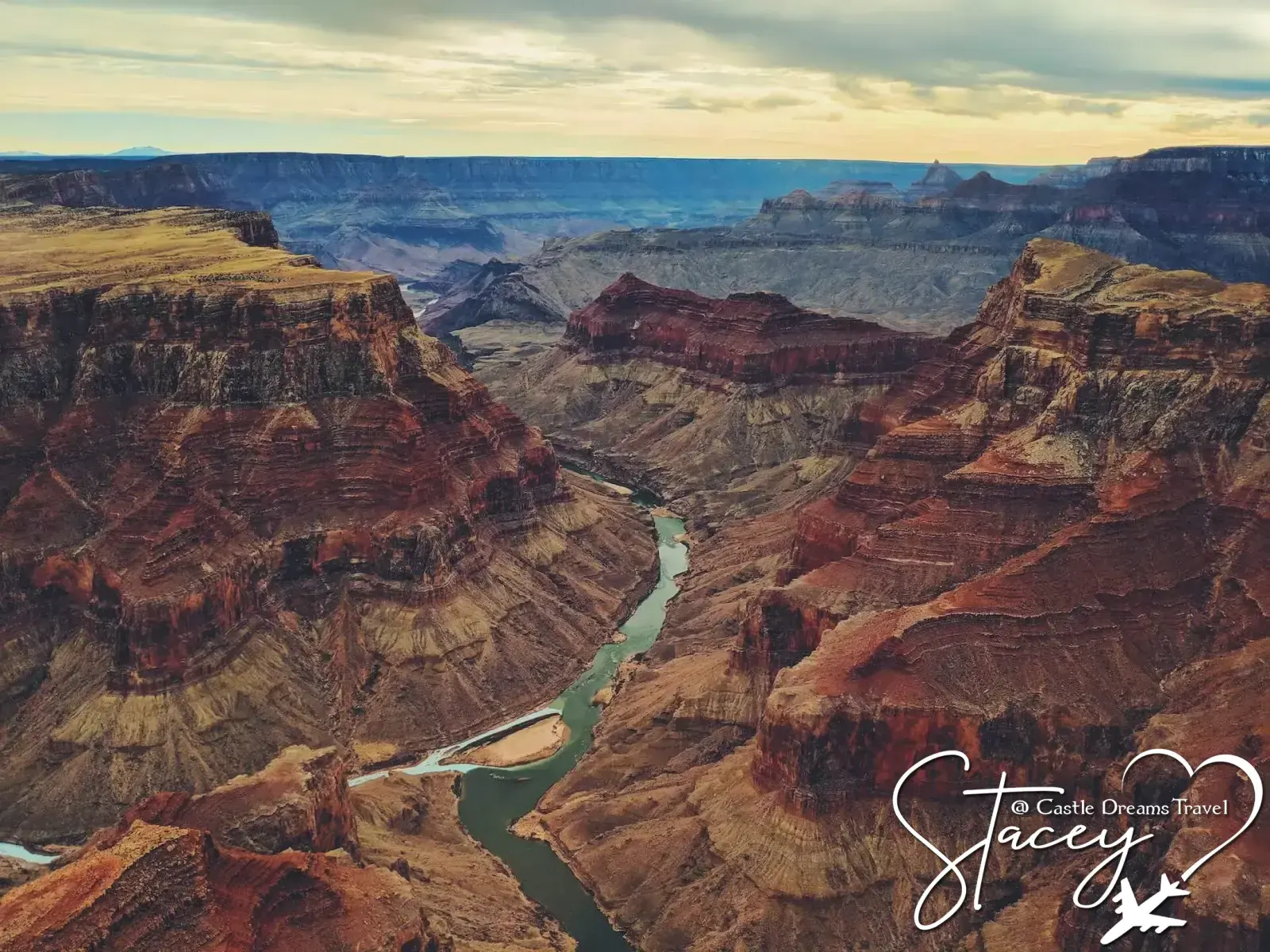 Layered red rock vistas of the Grand Canyon